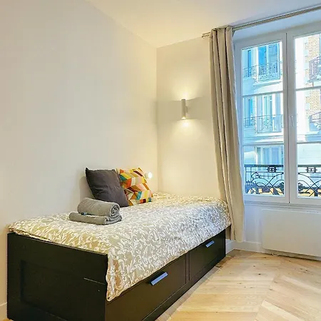Confort Proche Tour Eiffel *